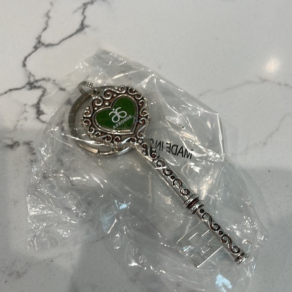 ABONNE BUNDLE - Consultant Items - Picture 4 of 6